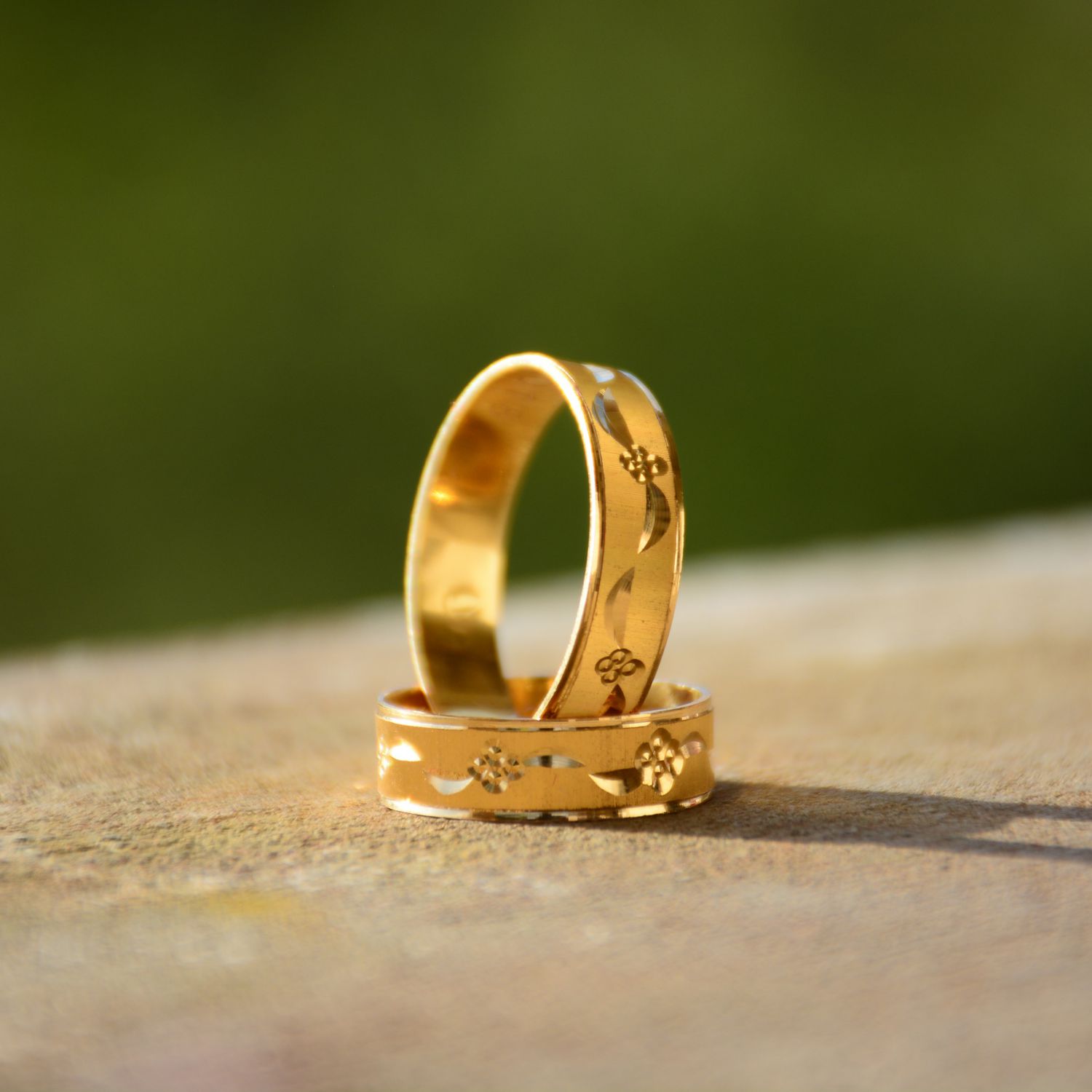 14k Yellow Gold Flower Design Delicate Engagement  Band Ring Jewelry
